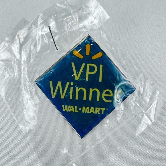 Walmart Jewelry - NWT Walmart Official Employee Pin